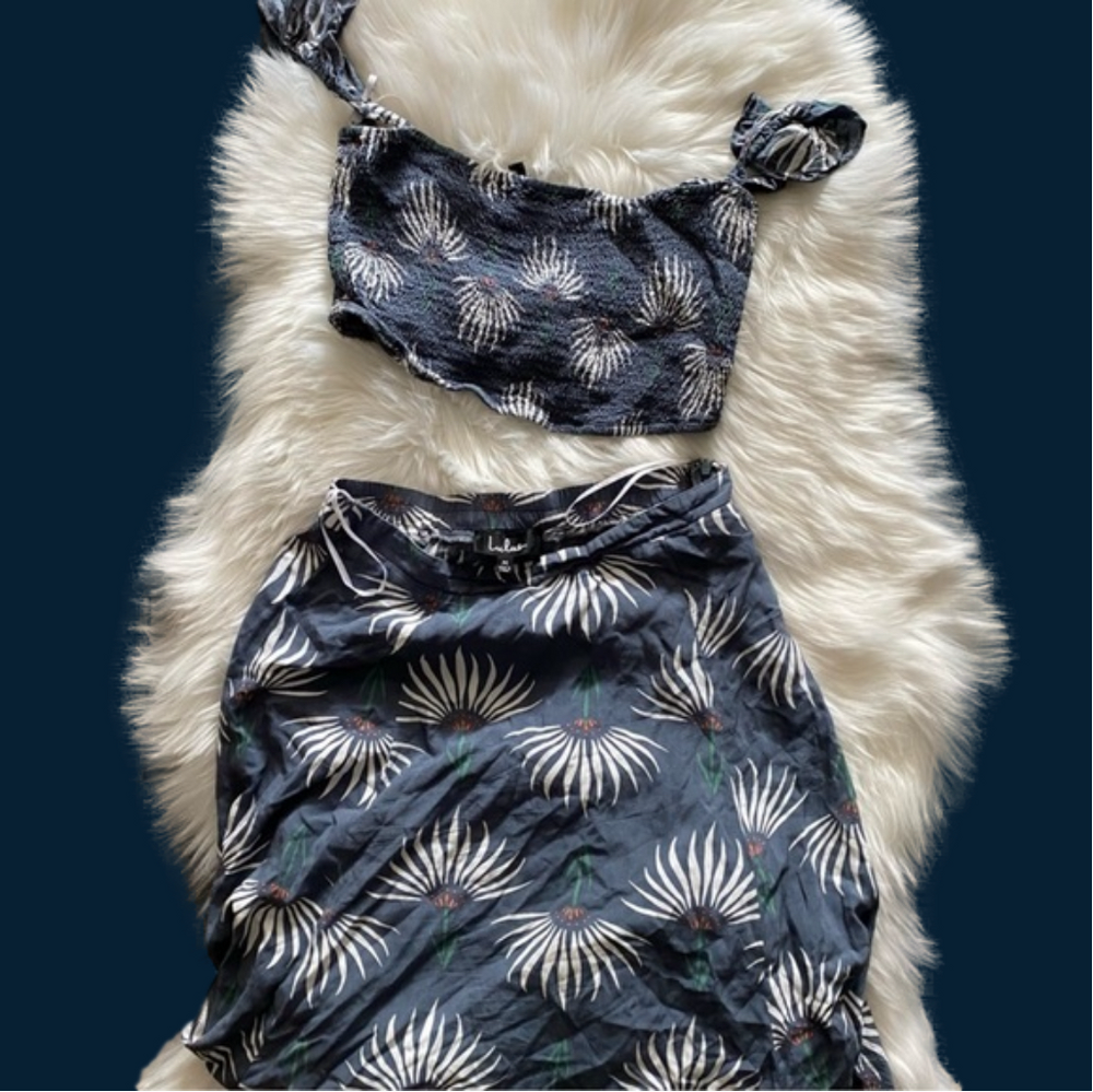 Lulu’s Matching Set Size Medium - image 1